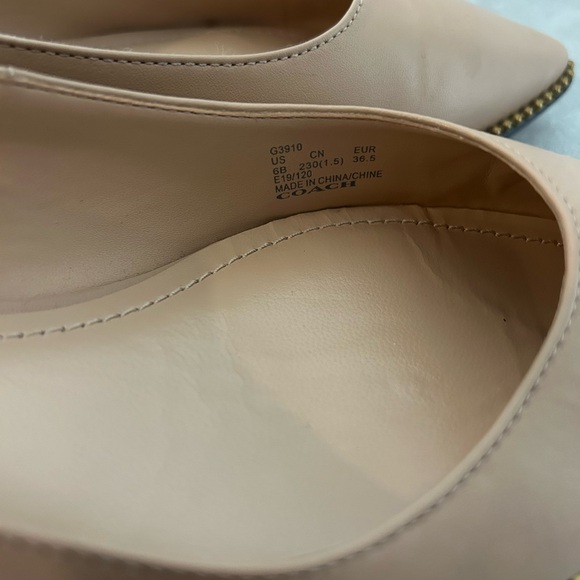 Coach Nude Women's Flats with Gold Trim - Picture 5 of 5